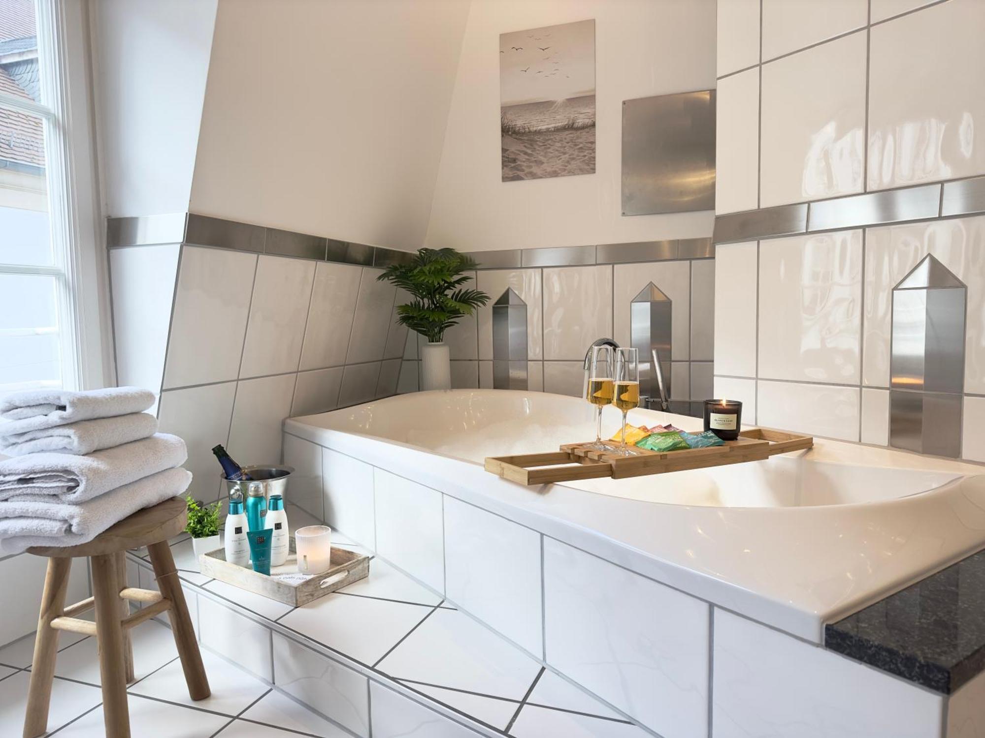 Luxury Old Town Suite - Xxl Terrasse & Xxl Penthouse Хайделберг Екстериор снимка